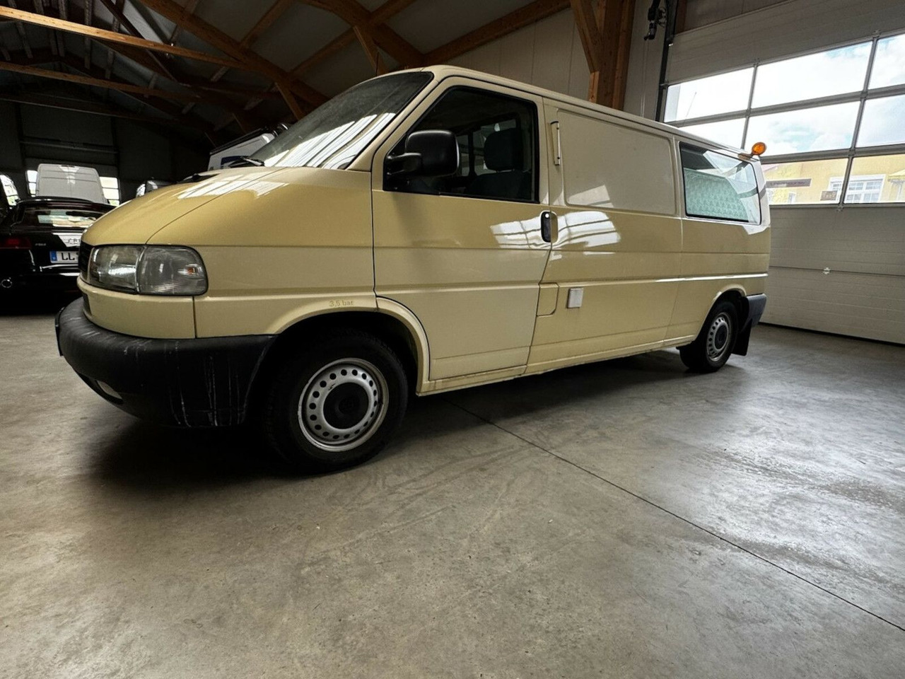 Volkswagen T4 2.5 TDI Syncro 4x4 lang 1. Hand! - Furgón: foto 2 Volkswagen T4 2.5 TDI Syncro 4x4 lang 1. Hand! - Furgón: foto 2