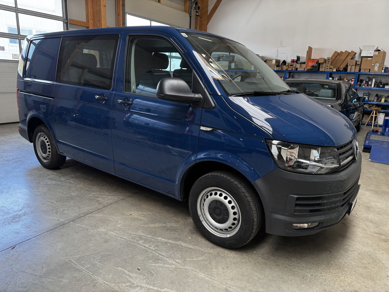 Volkswagen T6 2.0 TDI 4Motion Kasten 6-Sitzer - Furgoneta pequeña, Furgoneta combi: foto 4 Volkswagen T6 2.0 TDI 4Motion Kasten 6-Sitzer - Furgoneta pequeña, Furgoneta combi: foto 4