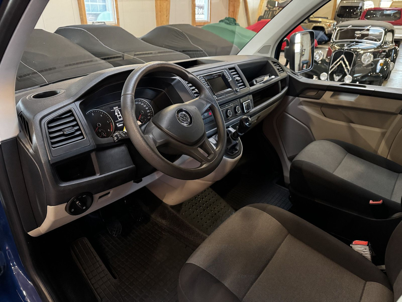 Furgoneta caja abierta Volkswagen T6 Doka Pritsche 2.0 TDI 4Motion 4x4 indienblau: foto 11