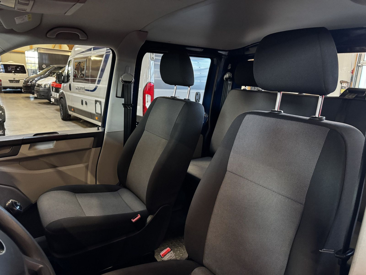 Furgoneta caja abierta Volkswagen T6 Doka Pritsche 2.0 TDI 4Motion 4x4 indienblau: foto 10