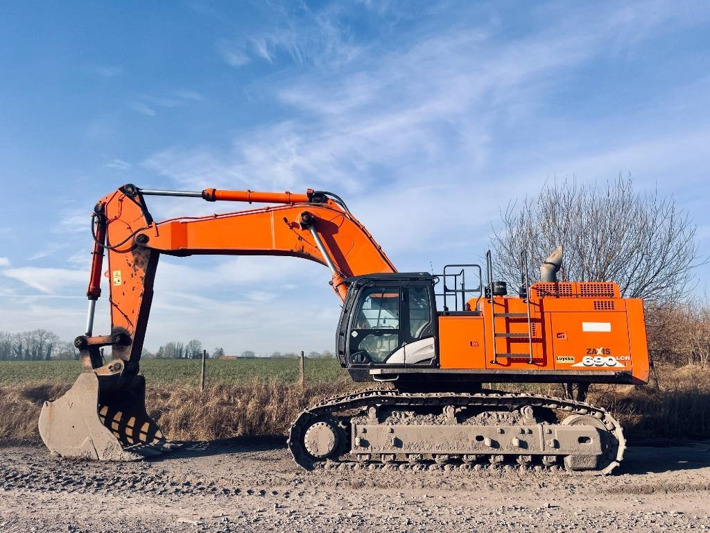 Hitachi ZX 690 LC H-6 ZX690LCR-6 - Excavadora de cadenas: foto 1 Hitachi ZX 690 LC H-6 ZX690LCR-6 - Excavadora de cadenas: foto 1