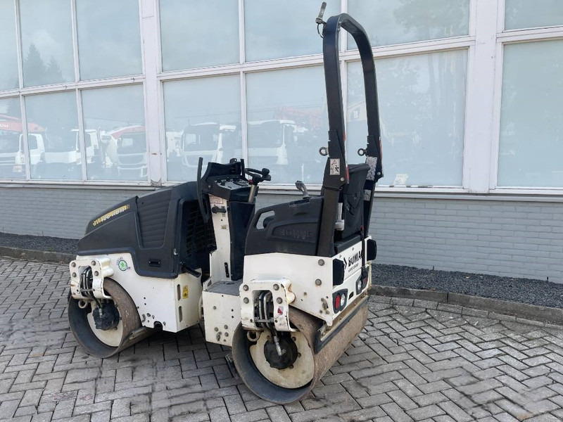 Bomag BW 100 AD M-5 - Rodillo: foto 4 Bomag BW 100 AD M-5 - Rodillo: foto 4