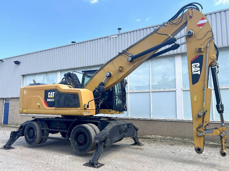 Manipulador de materiales para transporte de basura Cat MH 3022    2015    CE: foto 5