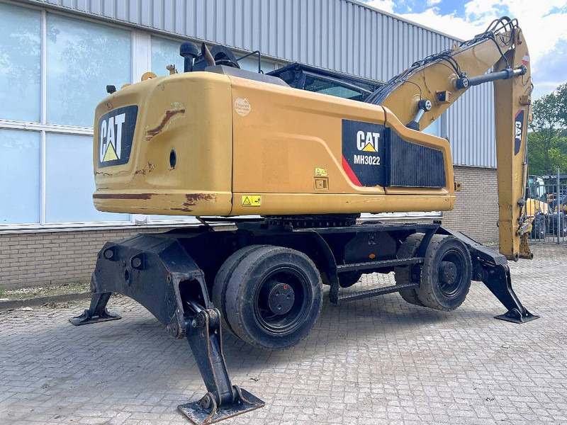 Manipulador de materiales para transporte de basura Cat MH 3022    2015    CE: foto 7