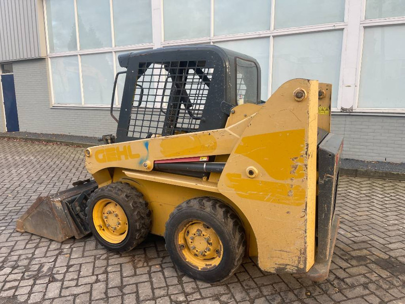 Gehl 3840 E 2015 - Minicargadora: foto 3 Gehl 3840 E 2015 - Minicargadora: foto 3