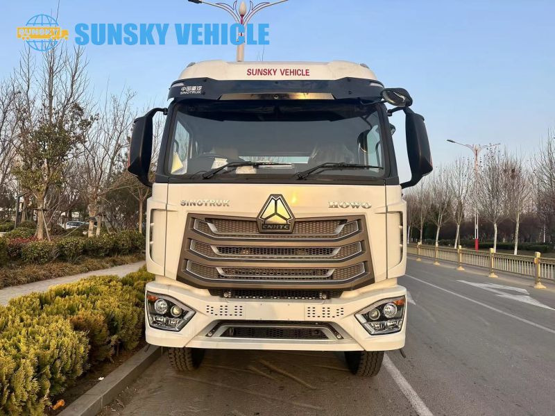 HOWO 400HP High roof Tractor Head - Cabeza tractora: foto 3 HOWO 400HP High roof Tractor Head - Cabeza tractora: foto 3