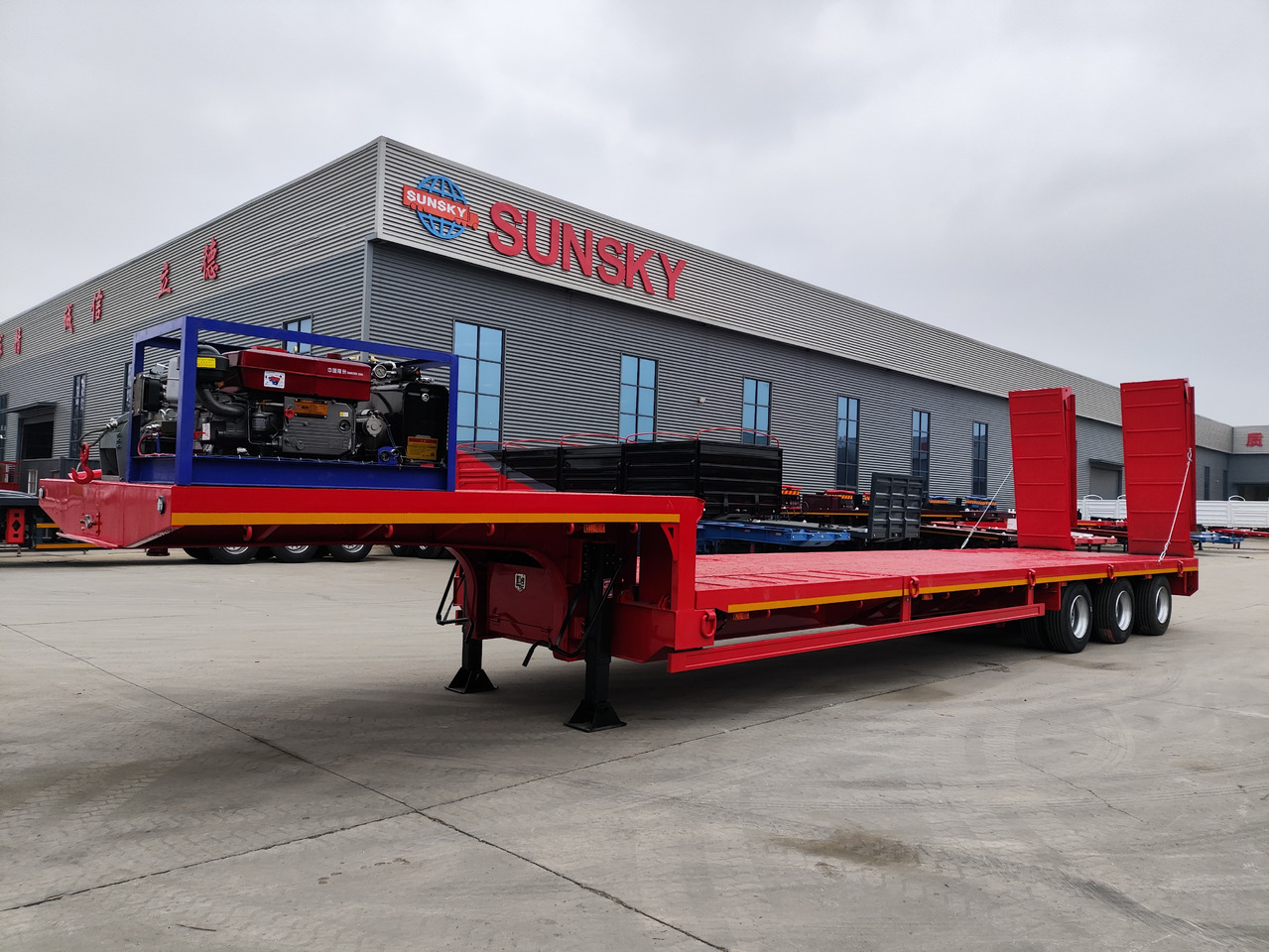 SUNSKY 30Ton lowbed trailer - Semirremolque góndola rebajadas: foto 2 SUNSKY 30Ton lowbed trailer - Semirremolque góndola rebajadas: foto 2