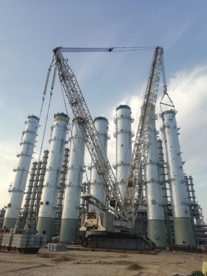 DEMAG Mobile Hydraulic Crane CC6800-1 1250 Ton Used Heavy Duty Crawler Crane For Sale - Grúa sobre orugas: foto 4 DEMAG Mobile Hydraulic Crane CC6800-1 1250 Ton Used Heavy Duty Crawler Crane For Sale - Grúa sobre orugas: foto 4