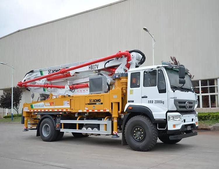 XCMG Factory HB37V Used 37m Concrete Pump Truck - Camión bomba de hormigón: foto 3 XCMG Factory HB37V Used 37m Concrete Pump Truck - Camión bomba de hormigón: foto 3