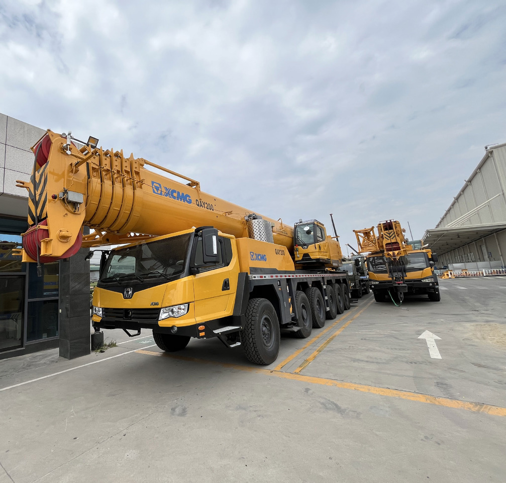 XCMG Factory Second Hand Mobile Truck Crane QAY200 200 Ton All Terrain Cranes In Good Condition - Grúa todo terreno: foto 3 XCMG Factory Second Hand Mobile Truck Crane QAY200 200 Ton All Terrain Cranes In Good Condition - Grúa todo terreno: foto 3