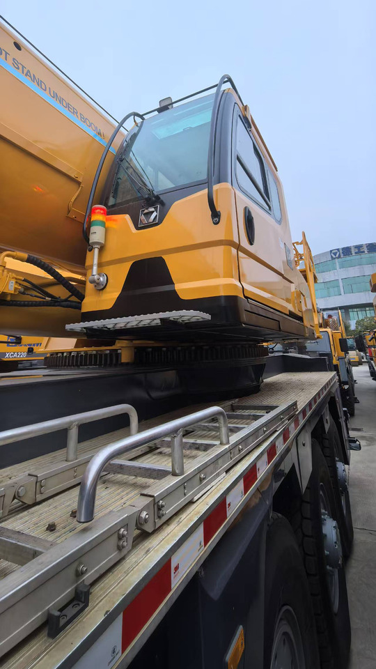 XCMG Official 130 ton Used Mobile Crane XCT130_1 Hydraulic Crane Price List - Autogrúa: foto 4 XCMG Official 130 ton Used Mobile Crane XCT130_1 Hydraulic Crane Price List - Autogrúa: foto 4
