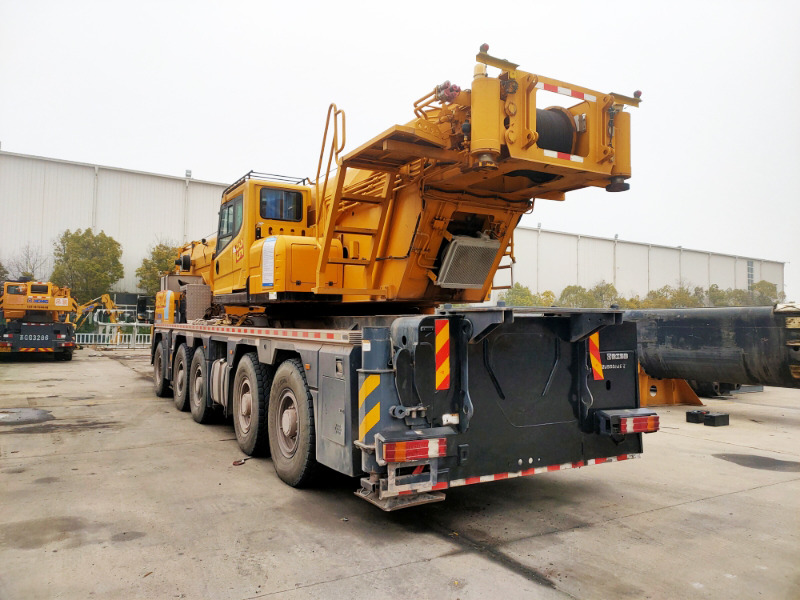 XCMG Official 130t Second Hand All Terrain Mobile Crane XCA130L8C Hydraulic Arm Crane Price List - Grúa todo terreno: foto 4 XCMG Official 130t Second Hand All Terrain Mobile Crane XCA130L8C Hydraulic Arm Crane Price List - Grúa todo terreno: foto 4