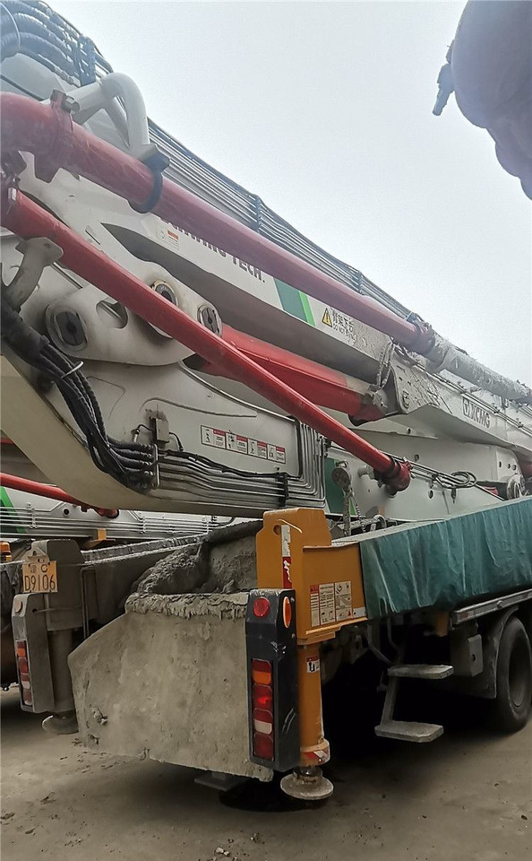 XCMG Official 2021 Year Hb62V Construction Machinery 62m Used Concrete Pump Truck for Sale - Camión bomba de hormigón: foto 4 XCMG Official 2021 Year Hb62V Construction Machinery 62m Used Concrete Pump Truck for Sale - Camión bomba de hormigón: foto 4