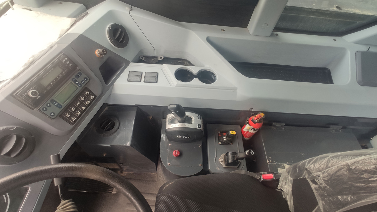 Dúmper XCMG Official 2022 Year Used 72 Ton Cheap Tipper Truck XDR80TE Dumper Truck Price: foto 8