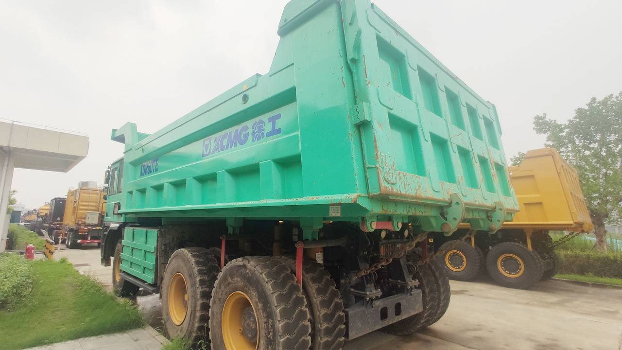 XCMG Official 2022 Year Used 72 Ton Cheap Tipper Truck XDR80TE Dumper Truck Price - Dúmper: foto 3 XCMG Official 2022 Year Used 72 Ton Cheap Tipper Truck XDR80TE Dumper Truck Price - Dúmper: foto 3