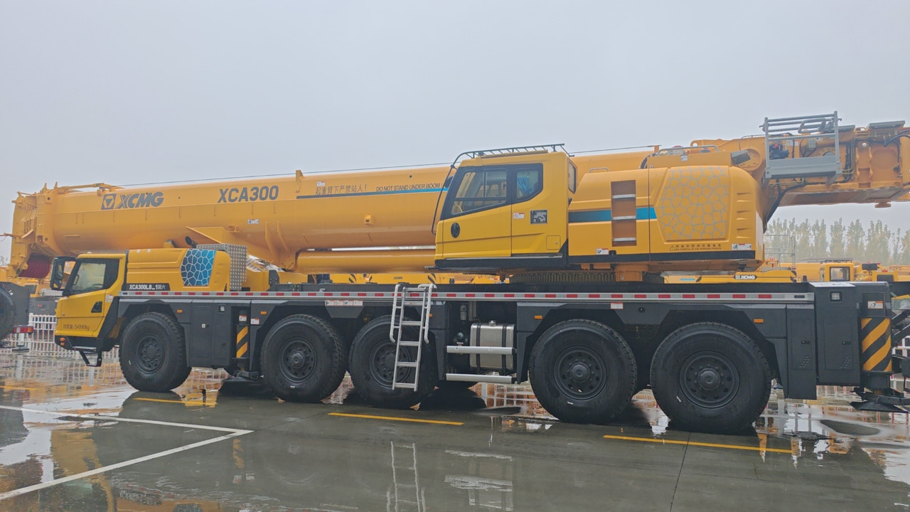 XCMG Official 2024 Year Pick Up Truck Crane 300t XCA300L8_1 Mobile All Terrain Crane Price - Grúa todo terreno: foto 3 XCMG Official 2024 Year Pick Up Truck Crane 300t XCA300L8_1 Mobile All Terrain Crane Price - Grúa todo terreno: foto 3