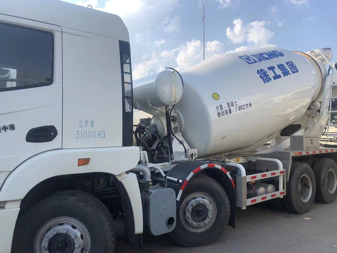 XCMG Official H12V Used 12 Cubic Meters Cement Concrete Mixer Trucks - Camión hormigonera: foto 2 XCMG Official H12V Used 12 Cubic Meters Cement Concrete Mixer Trucks - Camión hormigonera: foto 2