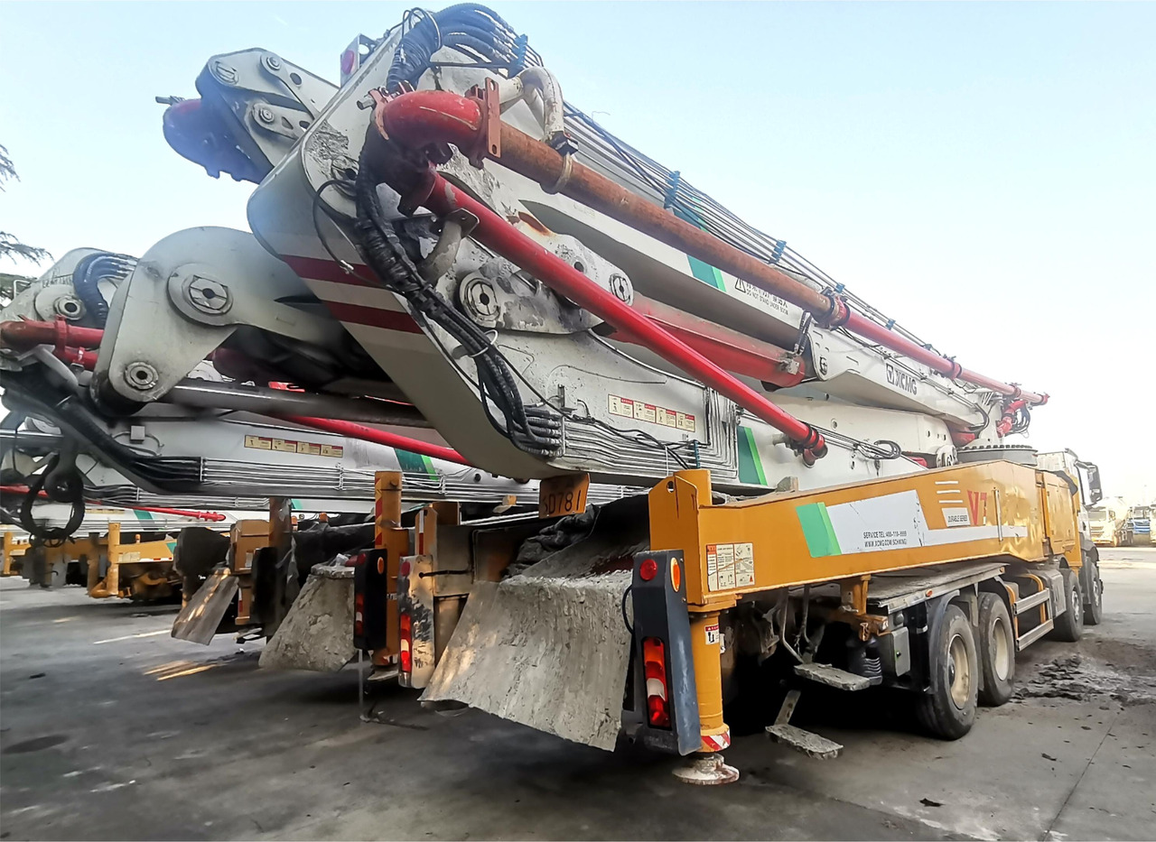 XCMG Official HB62V Second Hand Concrete Pump Truck 62m Truck-mounted Concrete Pump Price - Camión bomba de hormigón: foto 4 XCMG Official HB62V Second Hand Concrete Pump Truck 62m Truck-mounted Concrete Pump Price - Camión bomba de hormigón: foto 4