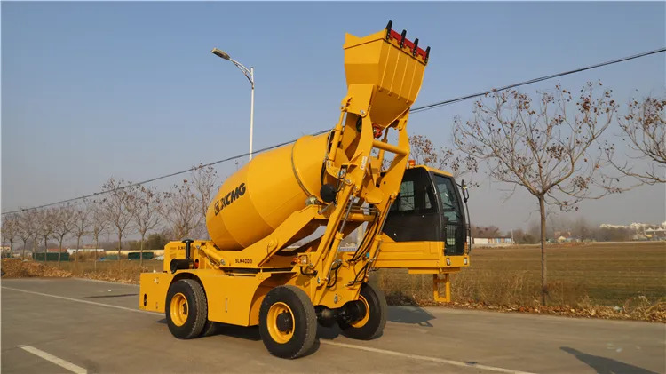 XCMG Official Mini Concrete Mixer with Self Loading for Sale - Camión hormigonera: foto 4 XCMG Official Mini Concrete Mixer with Self Loading for Sale - Camión hormigonera: foto 4