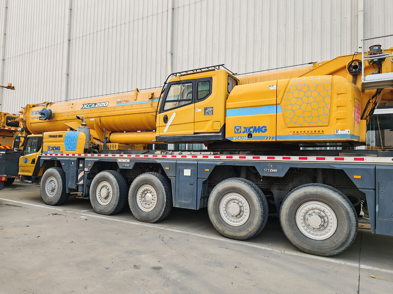 XCMG Official Mobile Jib Crane XCA220 Used Pickup Truck crane Best Price - Grúa todo terreno: foto 3 XCMG Official Mobile Jib Crane XCA220 Used Pickup Truck crane Best Price - Grúa todo terreno: foto 3