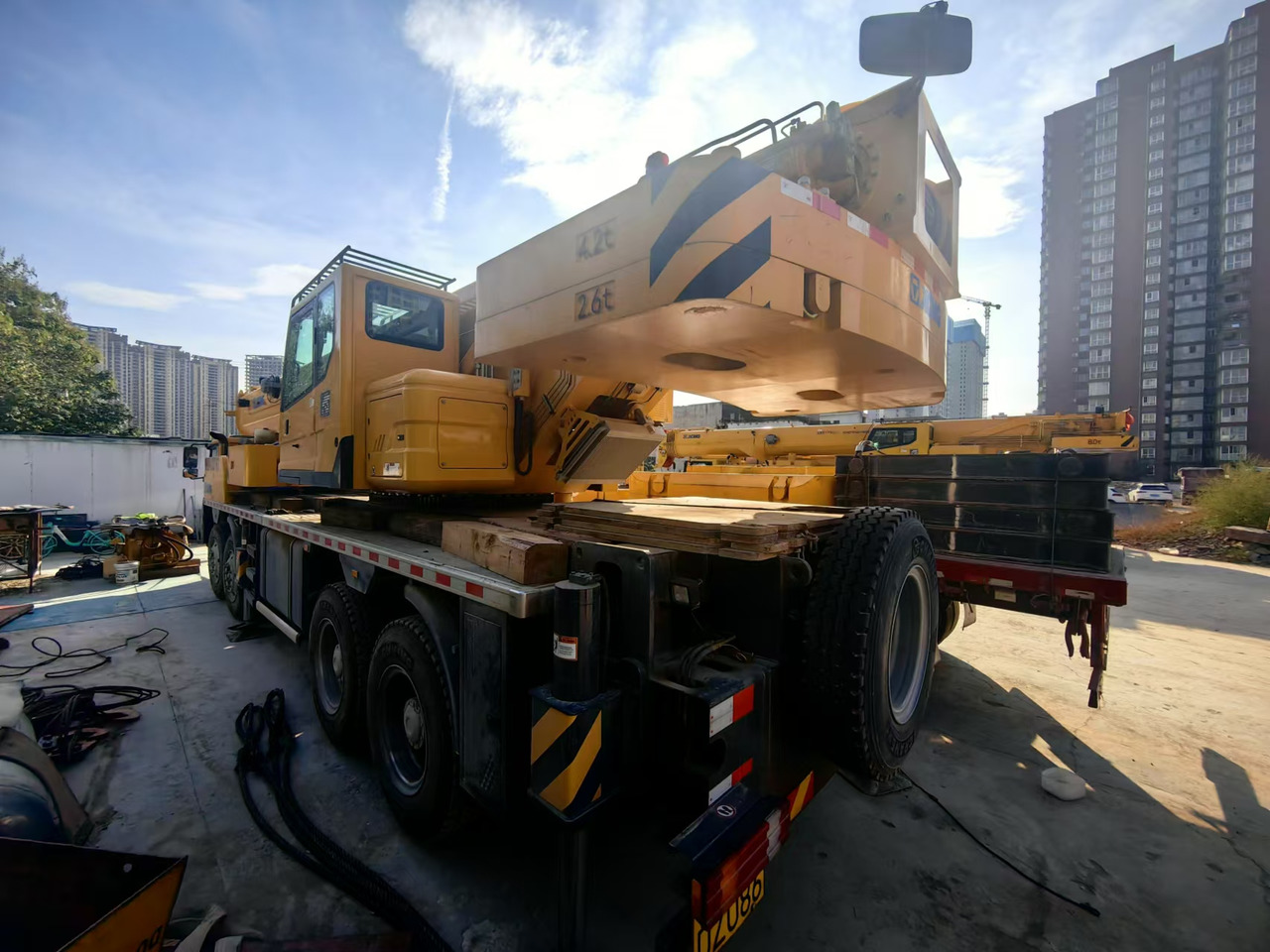XCMG Official QY55K5C_2 Used Truck Mounted Crane 55ton Mobile Hydraulic Crane Price For Sale - Autogrúa: foto 3 XCMG Official QY55K5C_2 Used Truck Mounted Crane 55ton Mobile Hydraulic Crane Price For Sale - Autogrúa: foto 3