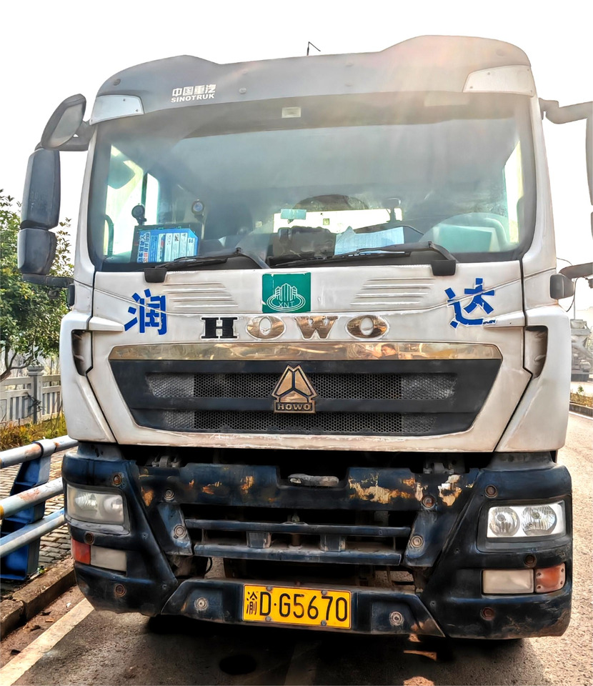 XCMG Official Second Hand G4804B Truck Mounted Concrete Mixer Truck 12m³ Cement Mixer Sale - Camión hormigonera: foto 2 XCMG Official Second Hand G4804B Truck Mounted Concrete Mixer Truck 12m³ Cement Mixer Sale - Camión hormigonera: foto 2