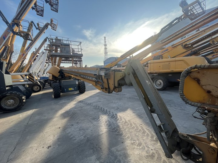 XCMG Official Second Hand Hydraulic Boom Lift GTBZ38S 38m Aerial Work Platform For Sale - Plataforma telescopica: foto 2 XCMG Official Second Hand Hydraulic Boom Lift GTBZ38S 38m Aerial Work Platform For Sale - Plataforma telescopica: foto 2