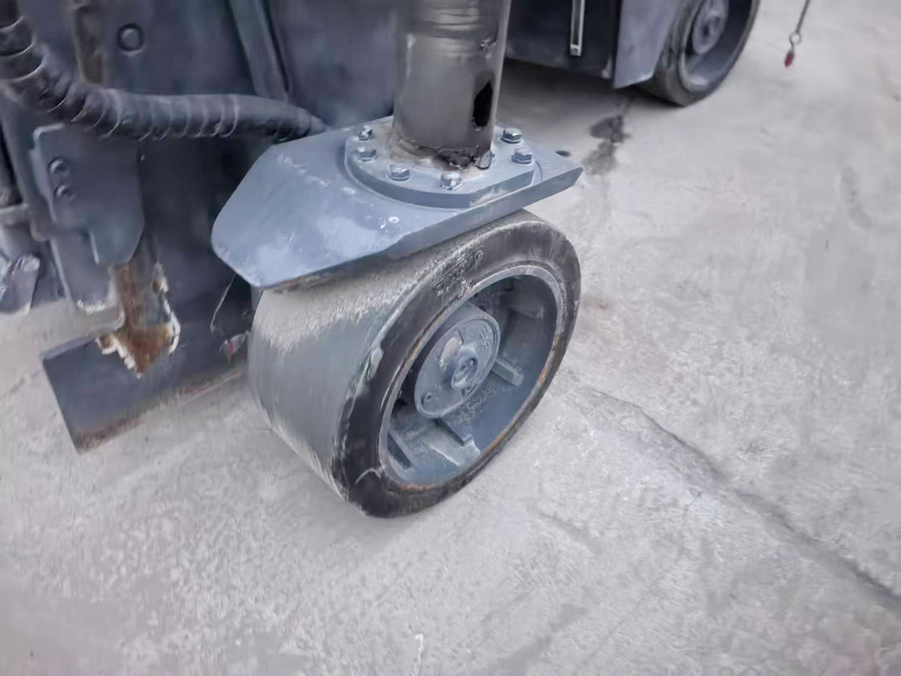 XCMG Official Second Hand Road Building Machine XM505 Small Asphalt Milling Machine For Sale - Fresadora en frío: foto 4 XCMG Official Second Hand Road Building Machine XM505 Small Asphalt Milling Machine For Sale - Fresadora en frío: foto 4