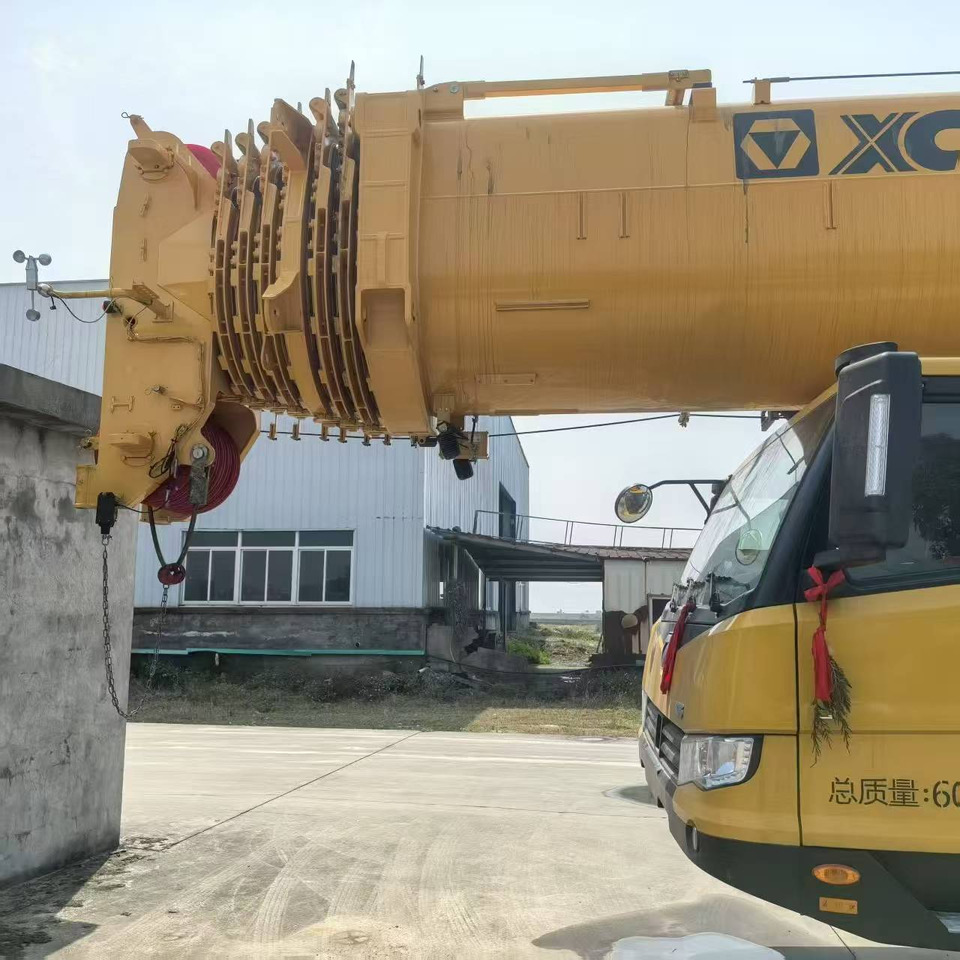 XCMG Official Second Hand Truck Mounted Crane XCA300L8_1 300 ton Mobile Crane Price - Grúa todo terreno: foto 3 XCMG Official Second Hand Truck Mounted Crane XCA300L8_1 300 ton Mobile Crane Price - Grúa todo terreno: foto 3