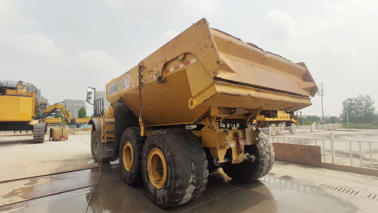 XCMG Official Used 6*6 Dumper Mining Truck XDA50H Articulated Tipper Truck Dumper Price - Dúmper: foto 3 XCMG Official Used 6*6 Dumper Mining Truck XDA50H Articulated Tipper Truck Dumper Price - Dúmper: foto 3