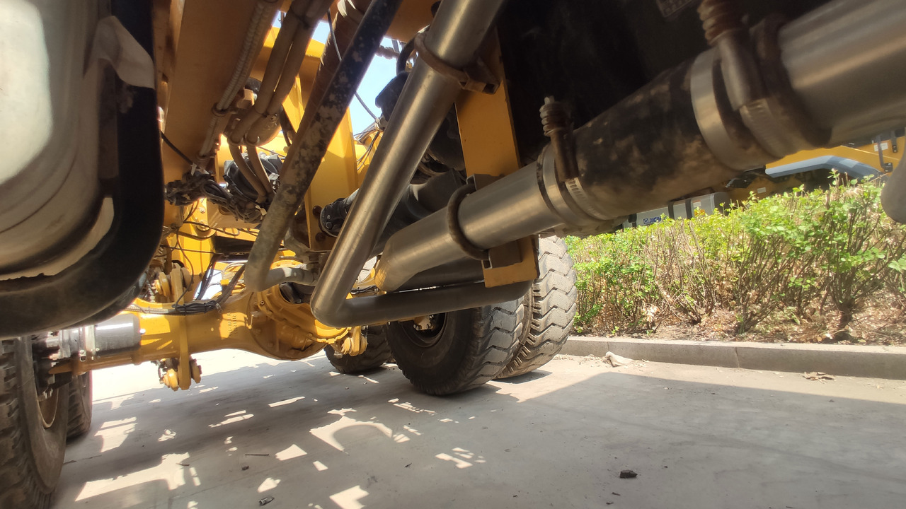 Leasing para  XCMG Official Used Mining Dump Trucks XDR80T 70 Ton Dumper Truck For Sale XCMG Official Used Mining Dump Trucks XDR80T 70 Ton Dumper Truck For Sale: foto 8