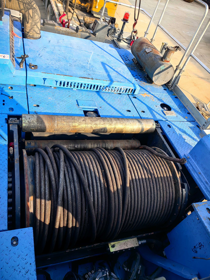 XCMG Official Used rotary drilling rig XR240E 80m Hydraulic Piling Rig Machine For Sale - Perforadora: foto 3 XCMG Official Used rotary drilling rig XR240E 80m Hydraulic Piling Rig Machine For Sale - Perforadora: foto 3