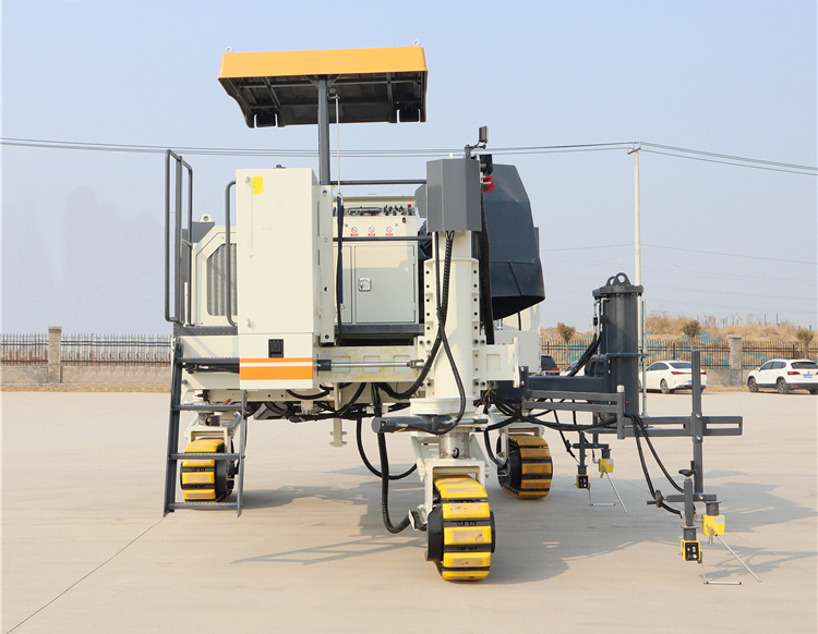 XCMG Official XGNC1800 Road Slipform Paver Concrete Curb Paver Machine - Extendedora de encofrado deslizante: foto 5 XCMG Official XGNC1800 Road Slipform Paver Concrete Curb Paver Machine - Extendedora de encofrado deslizante: foto 5