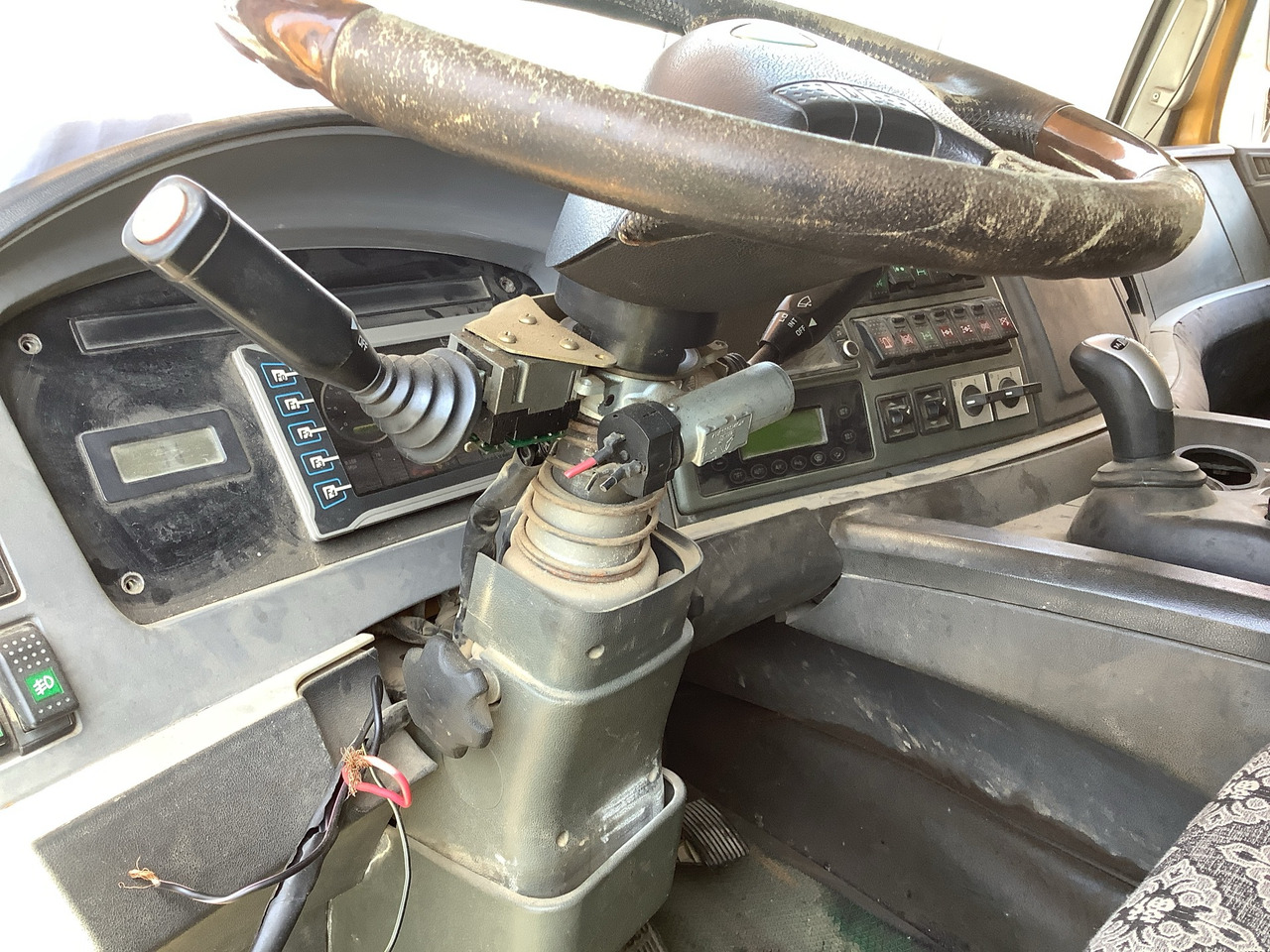 Grúa todo terreno XCMG Second Hand All Terrain Cranes 800 Tons QAY800 Used Mobile Crane Hot Sale: foto 8