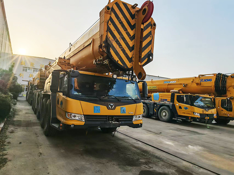 XCMG used XCA460 460ton mobile hydraulic all terrain crane price - Grúa todo terreno: foto 4 XCMG used XCA460 460ton mobile hydraulic all terrain crane price - Grúa todo terreno: foto 4