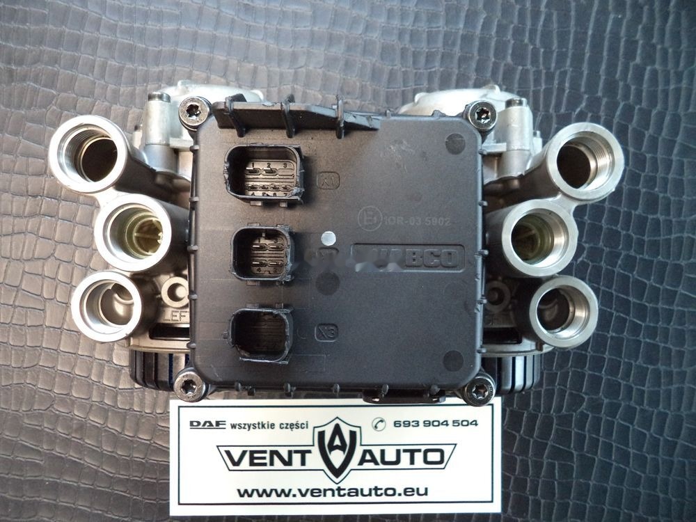DAF 480 106 105 DAF XF 106 truck - Válvula de freno para Camión: foto 4 DAF 480 106 105 DAF XF 106 truck - Válvula de freno para Camión: foto 4