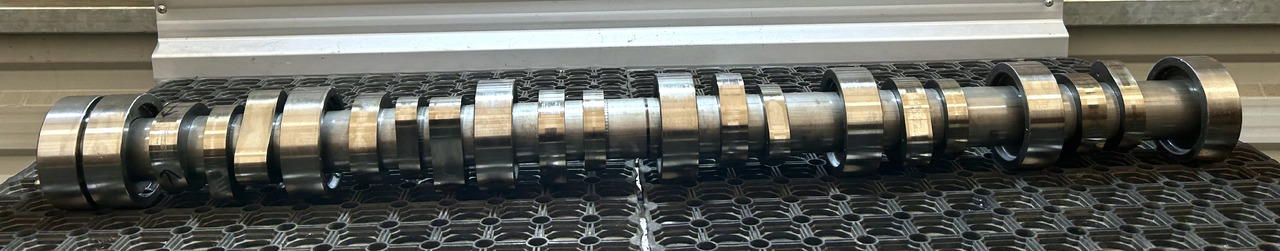 DAF CAMSHAFT DAF XF 106 480 530 - Árbol de levas: foto 2 DAF CAMSHAFT DAF XF 106 480 530 - Árbol de levas: foto 2