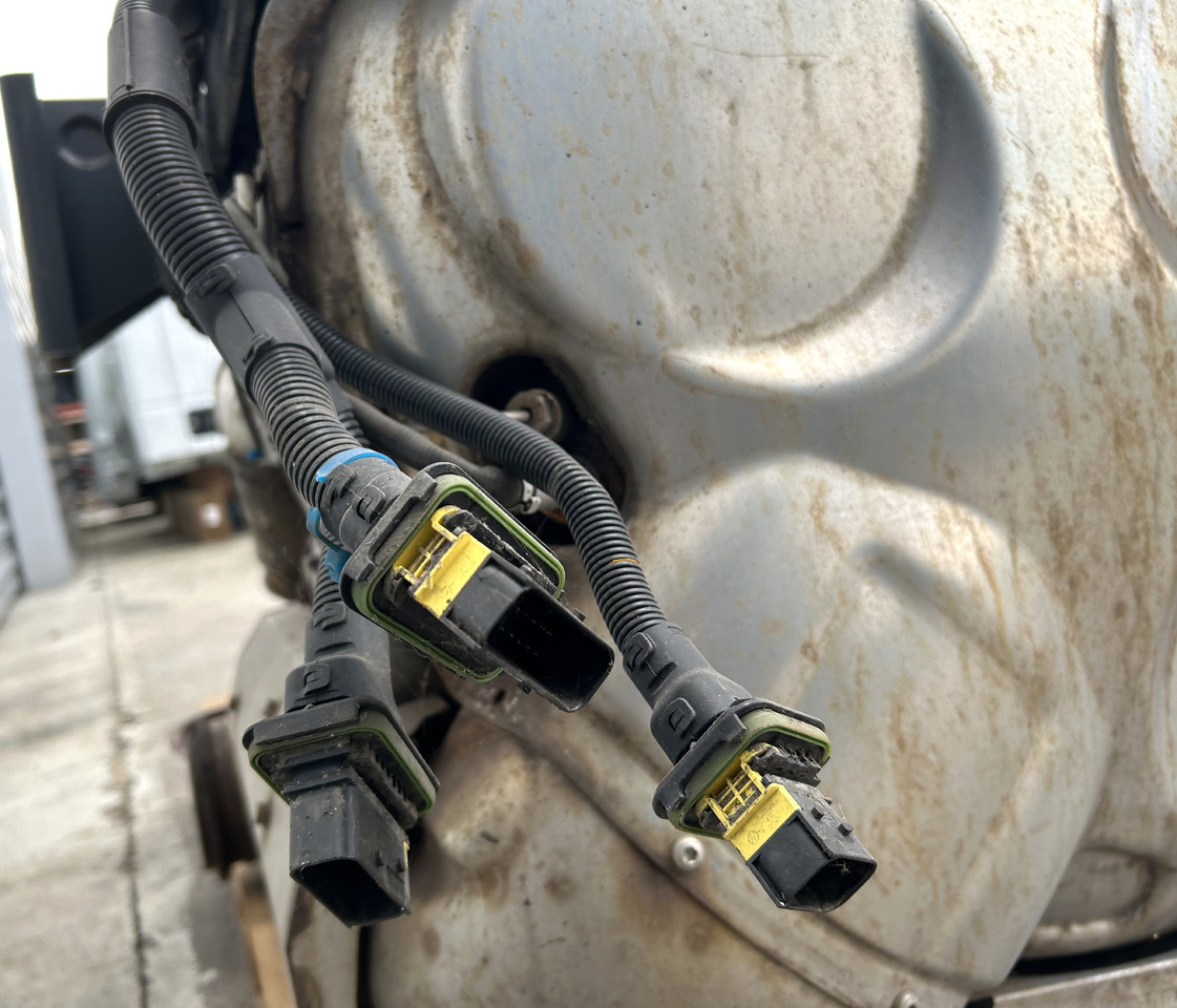 DAF CATALYTIC CONVERTER FOR DAF XF 106 BDF - Convertidor catalítico: foto 4 DAF CATALYTIC CONVERTER FOR DAF XF 106 BDF - Convertidor catalítico: foto 4