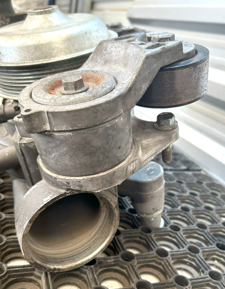 Bomba de refrigerante DAF COOLANT PUMP DAF XF 106: foto 11