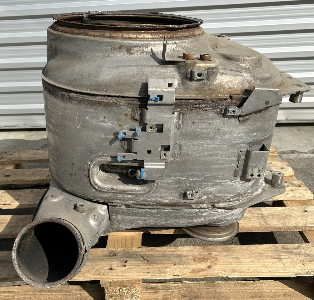 DAF DPF CATALYTIC CONVERTER DAF XF 106 - Convertidor catalítico: foto 1 DAF DPF CATALYTIC CONVERTER DAF XF 106 - Convertidor catalítico: foto 1