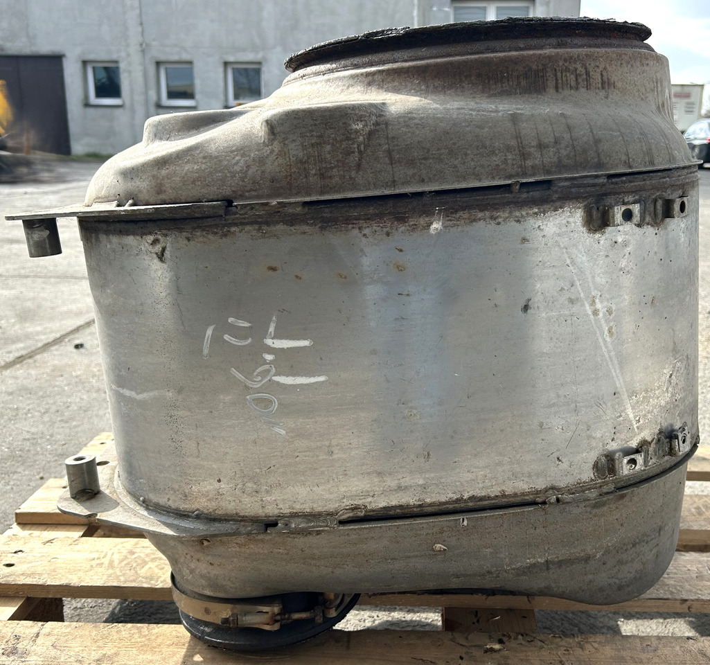 DAF DPF CATALYTIC CONVERTER DAF XF 106 - Convertidor catalítico: foto 4 DAF DPF CATALYTIC CONVERTER DAF XF 106 - Convertidor catalítico: foto 4