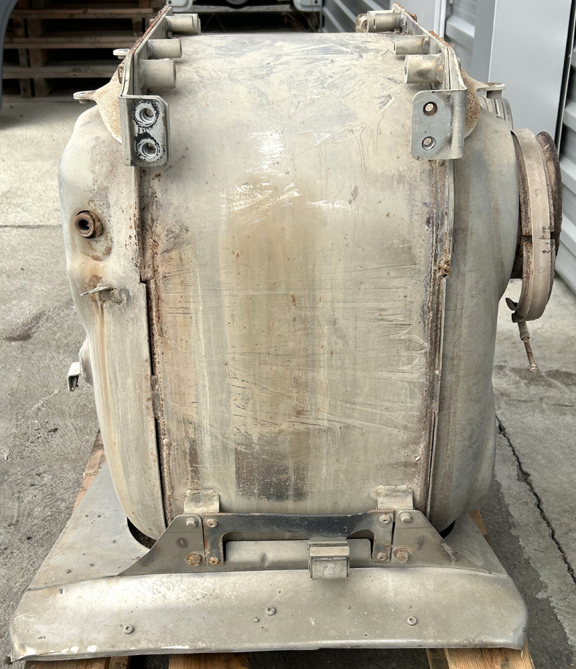 DAF SCR CATALYTIC CONVERTER FOR DAF XF 106 - Convertidor catalítico: foto 4 DAF SCR CATALYTIC CONVERTER FOR DAF XF 106 - Convertidor catalítico: foto 4