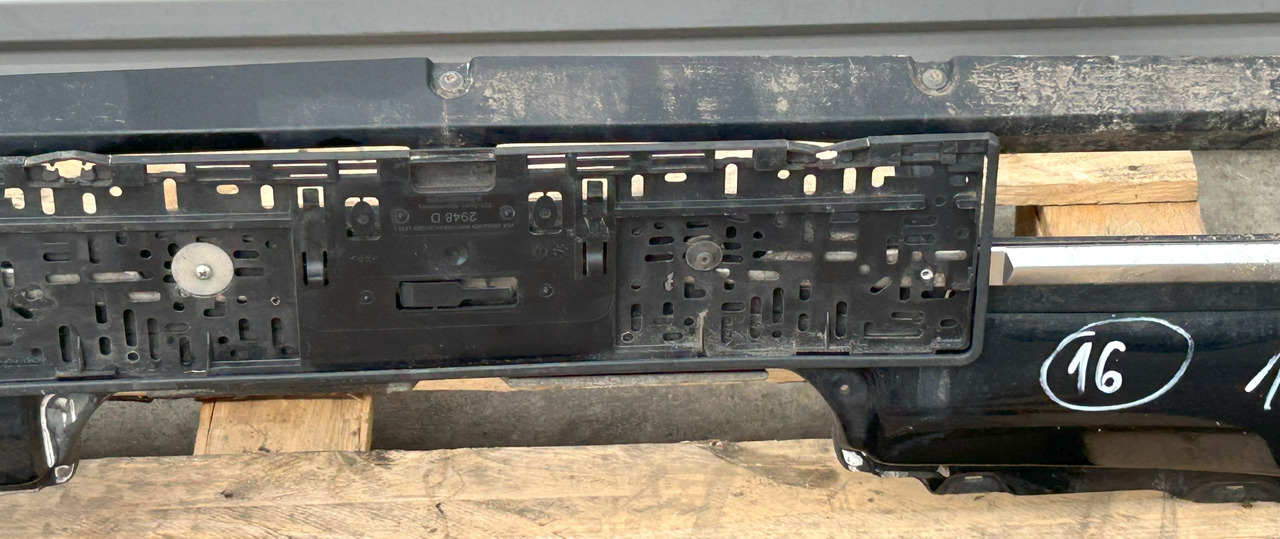 DAF XF 106 480 FRONT BUMPER WITH HALOGENS - Parachoques: foto 3 DAF XF 106 480 FRONT BUMPER WITH HALOGENS - Parachoques: foto 3