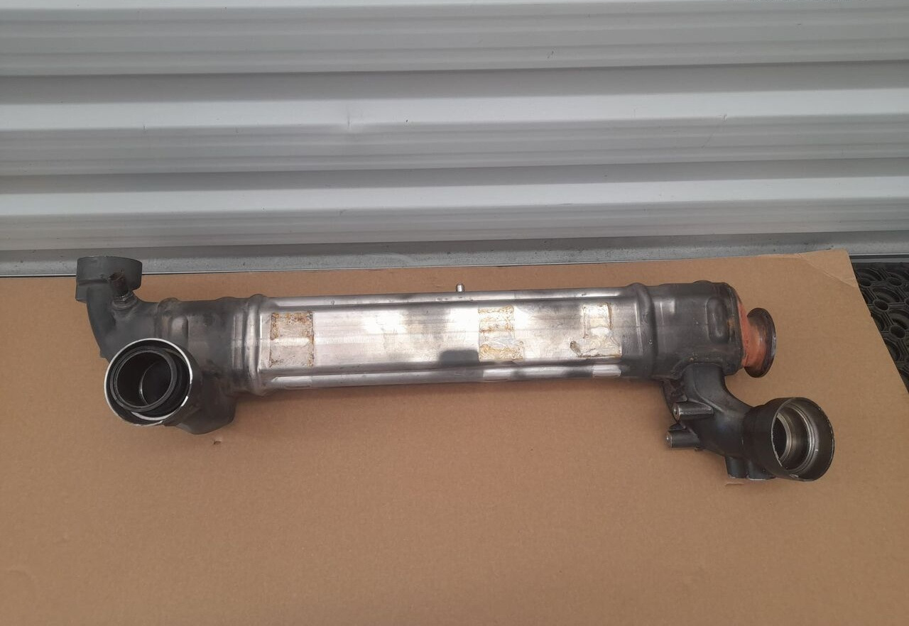 DAF XF 106 LIFT 2037337 truck - Motor y piezas para Camión: foto 3 DAF XF 106 LIFT 2037337 truck - Motor y piezas para Camión: foto 3