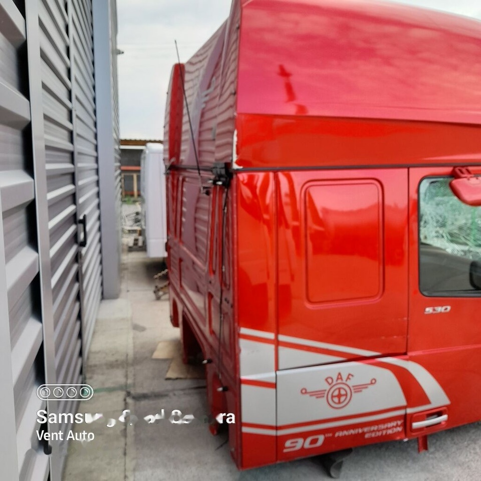 DAF XF 106 SUPER SPACE CAB LIFT FAHRERHAUS CABINE truck - Cabina para Camión: foto 5 DAF XF 106 SUPER SPACE CAB LIFT FAHRERHAUS CABINE truck - Cabina para Camión: foto 5