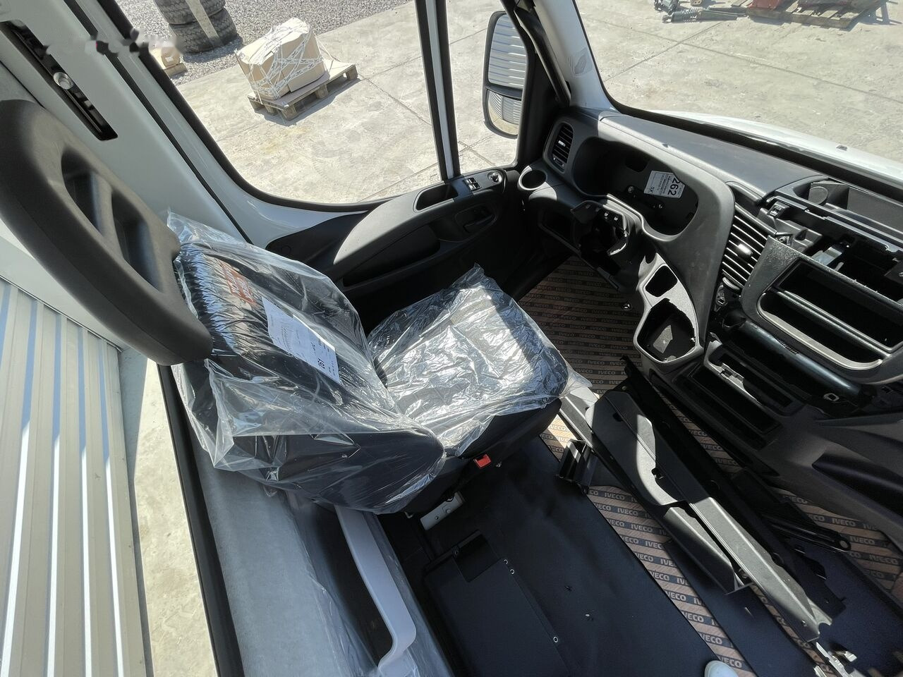 Cabina para Furgoneta nuevo IVECO DAILY VII 72-210   IVECO DAILY 75-210 light: foto 6