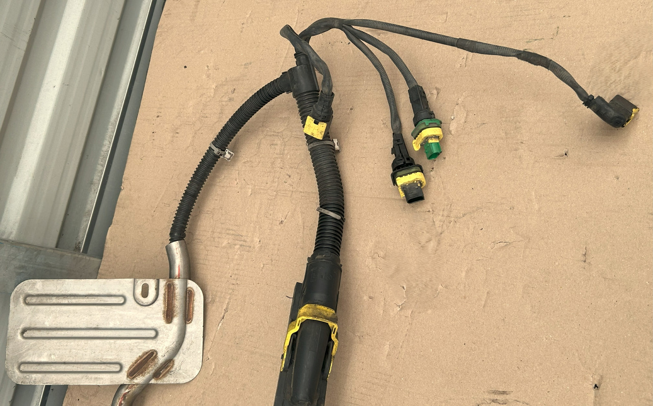 MERCEDES-BENZ ACTROS MP4 CATALYTIC CONVERTER ELECTRICAL HARNESS - Cables/ Alambres: foto 3 MERCEDES-BENZ ACTROS MP4 CATALYTIC CONVERTER ELECTRICAL HARNESS - Cables/ Alambres: foto 3