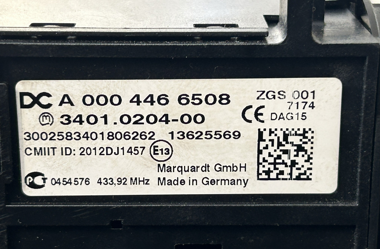 MERCEDES-BENZ ACTROS MP4 START/STOP IGNITION SWITCH - Salpicadero para Camión: foto 5 MERCEDES-BENZ ACTROS MP4 START/STOP IGNITION SWITCH - Salpicadero para Camión: foto 5