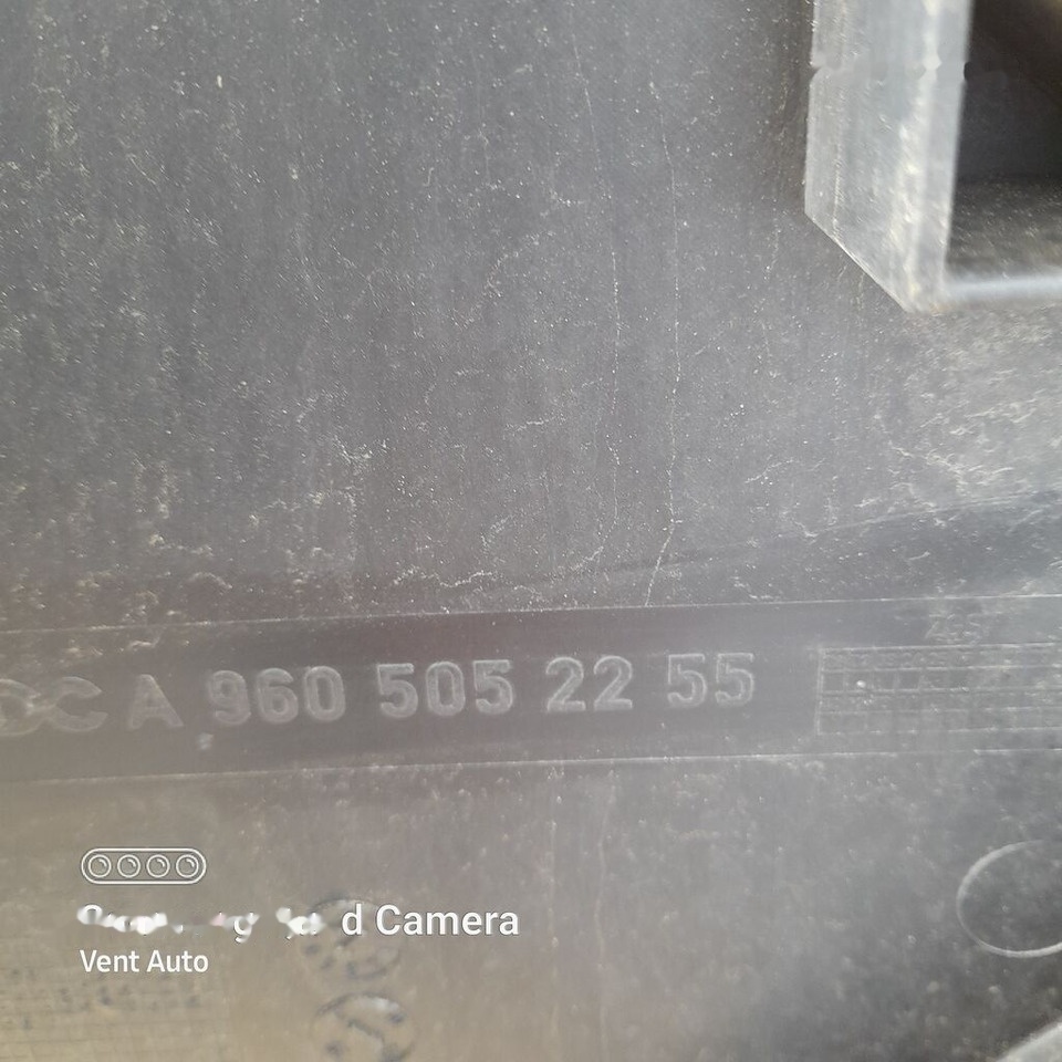 Mercedes-Benz ACTROS MP4 A9605000002 / A9605002501 Mercedes-Benz A9605000002 / A9605002501 - Condensador para Camión: foto 5 Mercedes-Benz ACTROS MP4 A9605000002 / A9605002501 Mercedes-Benz A9605000002 / A9605002501 - Condensador para Camión: foto 5