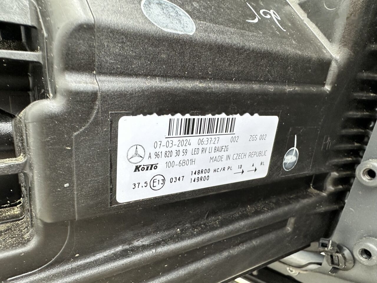 Mercedes-Benz ACTROS MP4 MP5 A9618203159 A9618203059 Mercedes-Benz A 9608801690 A9618203159 A9618203059 - Parachoques para Camión: foto 5 Mercedes-Benz ACTROS MP4 MP5 A9618203159 A9618203059 Mercedes-Benz A 9608801690 A9618203159 A9618203059 - Parachoques para Camión: foto 5